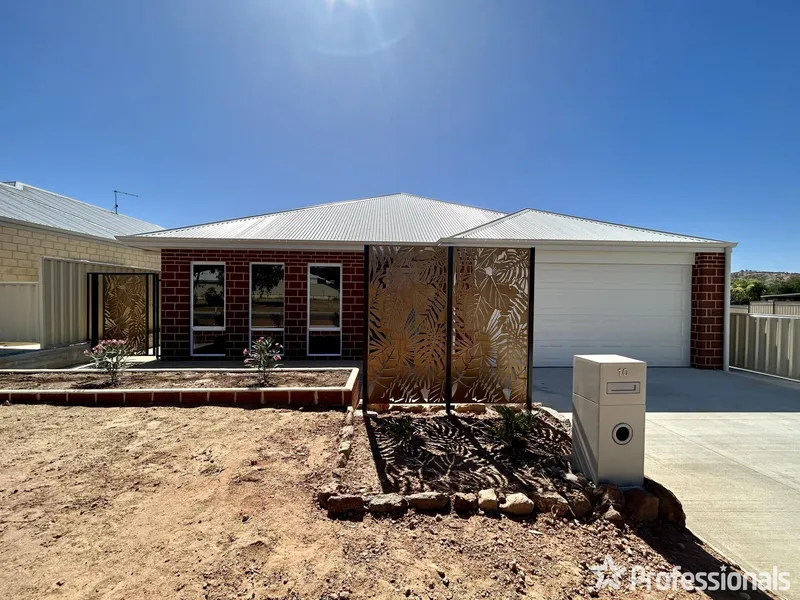 Modern, Bright & Brand Spanking New