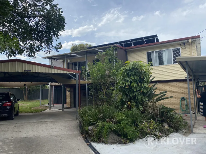 Iconic dual living property in Logan Central