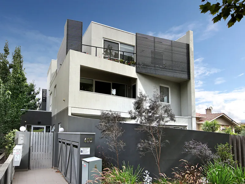 Contemporary Living 