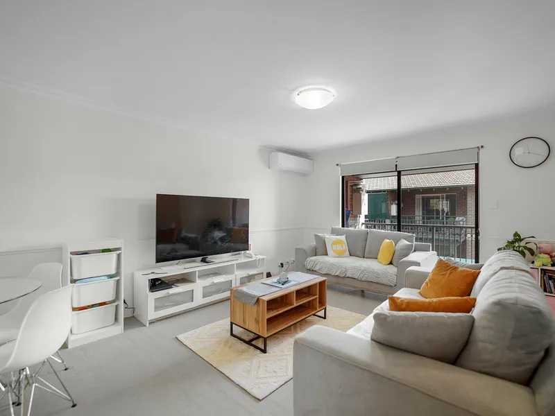 A Desirable Lakeside Lifestyle You Will Love
