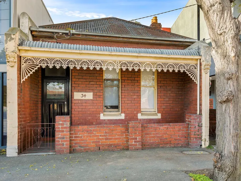 3 Bedroom Edwardian with Tremendous Upside