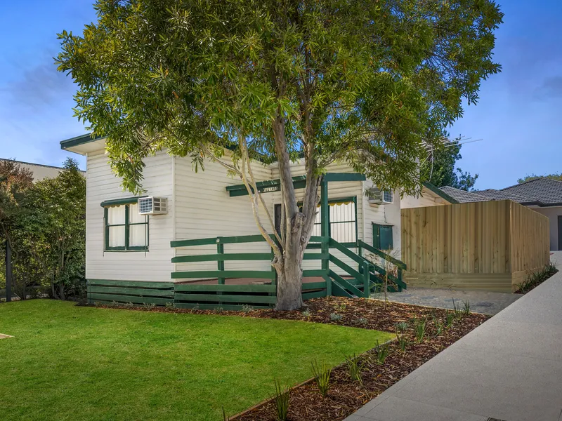 Coastal cottage in convenient location