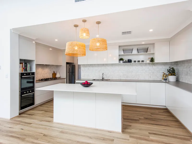 Display Home- With 6% Return on Leaseback until March2022!
