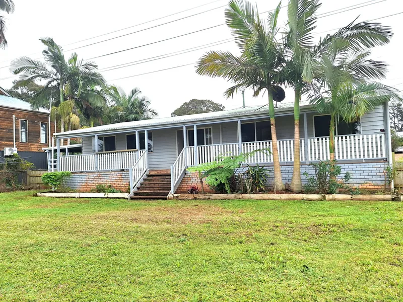 Perfect family home - with views