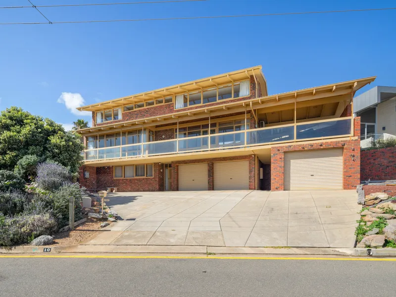 Seafront living reigns supreme in Marino