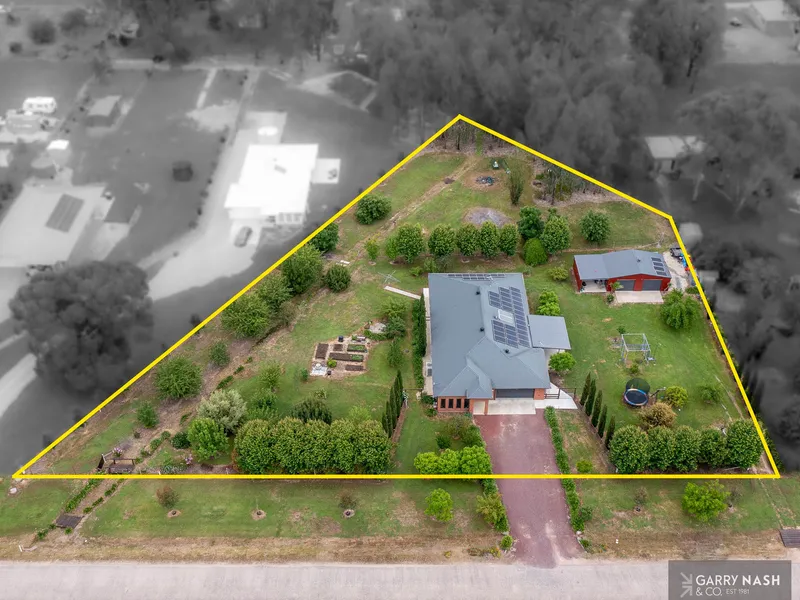 SPACIOUS LIVING IN OXLEY