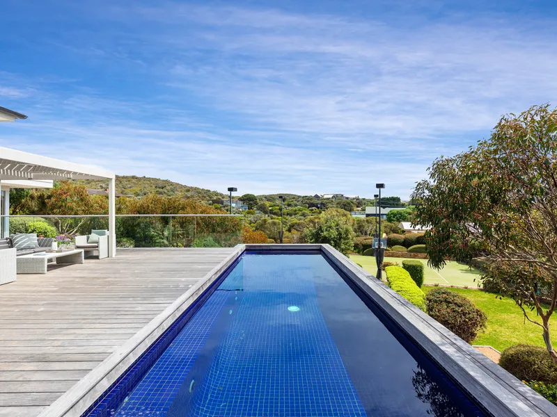 Coastal Luxury With Inspiring Views