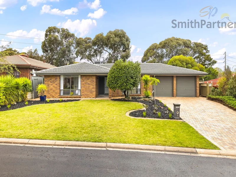 A large family home in a prime location!