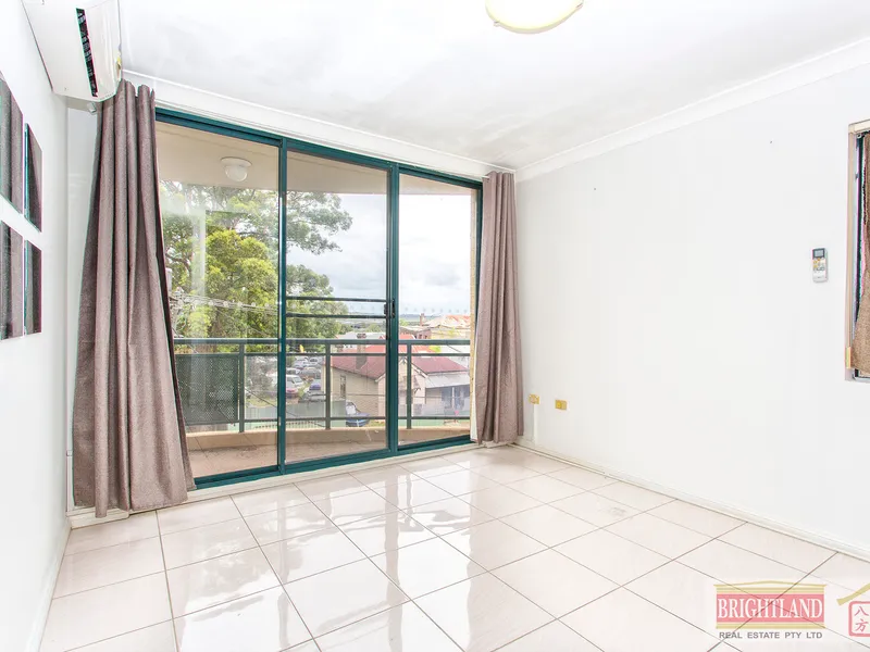 Beautiful 2 Bedrooms Apartment !