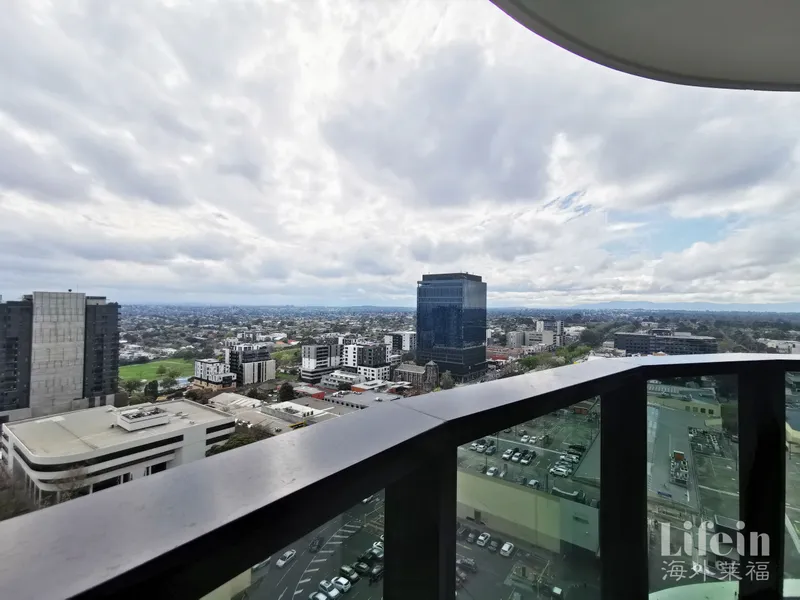 Brand New 2 Bedrooms 2 Baths Apartment in Box Hill