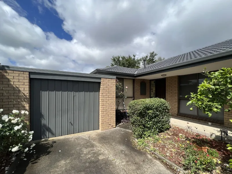 Well Maintained 2BR Villa Unit Set Back At The Rear