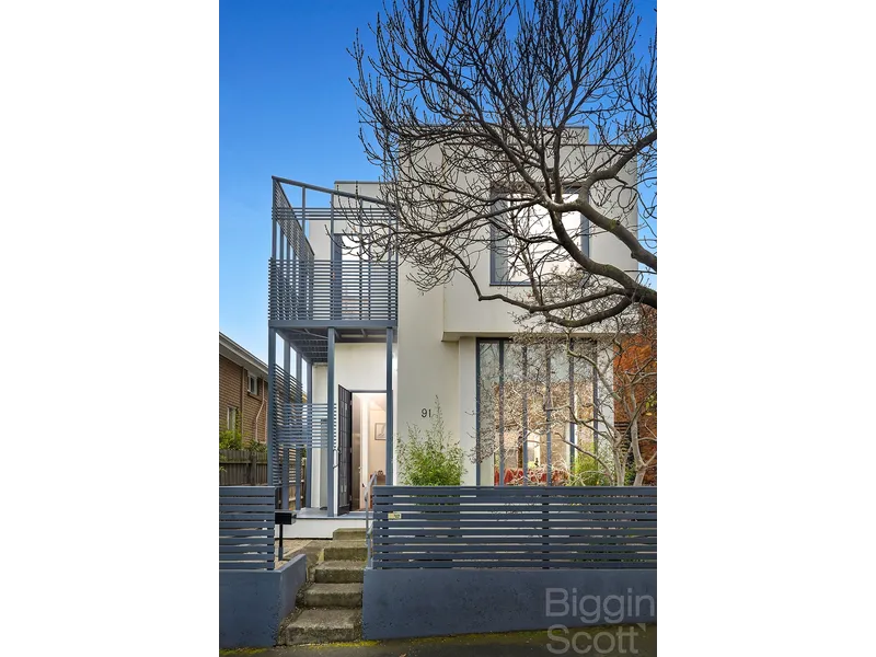 DUAL FRONTAGES WITH ENDLESS POTENTIAL IN A PRIME POSITION