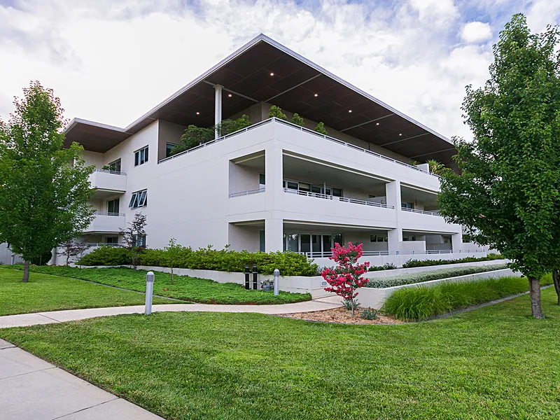 Stunning Executive Penthouse