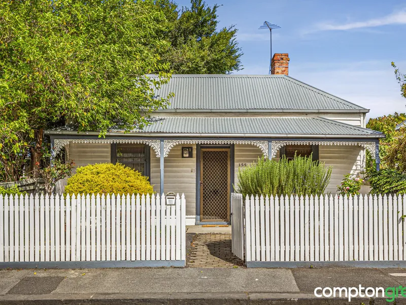 Classic Williamstown Styling with Huge Potential