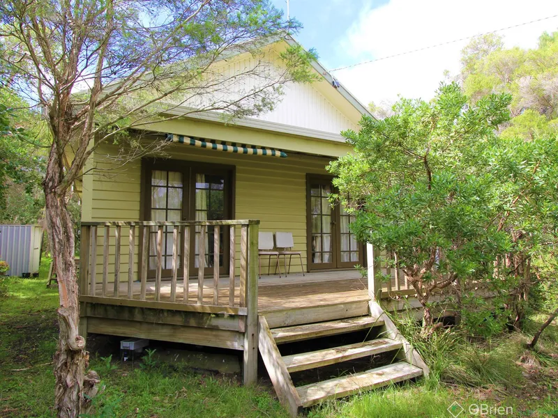 Charming furnished home in Smiths Beach