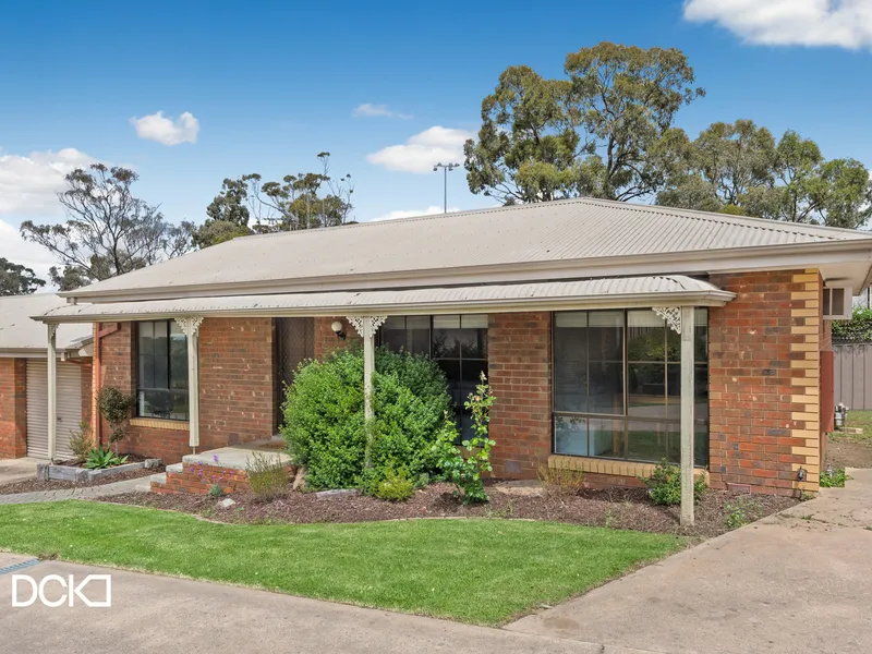 PARTLY RENOVATED & PERFECTLY POSITIONED