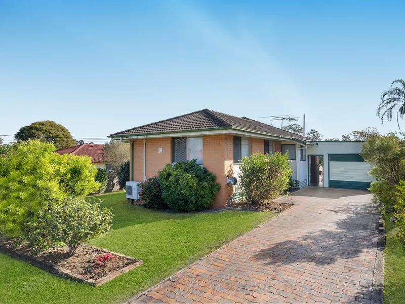 BRICK & TILE HOME WITH POTENTIAL TO ADD A GRANNY FLAT (STCA)!