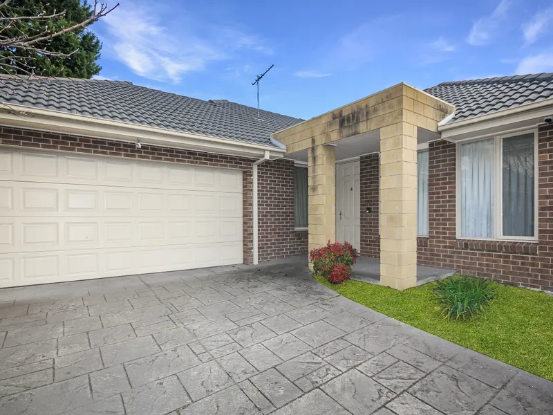 Single Level Spacious Town Residence