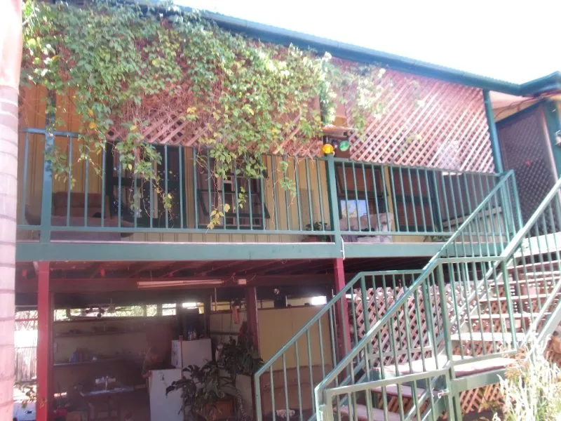 Opportunity Knocks !! Main Street Access!!