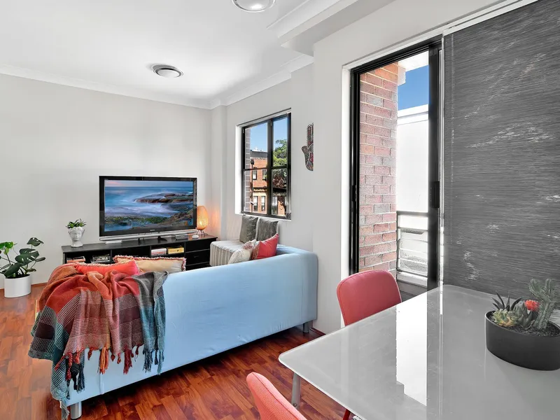 One Bedroom Apartment in the Heart of Neutral Bay