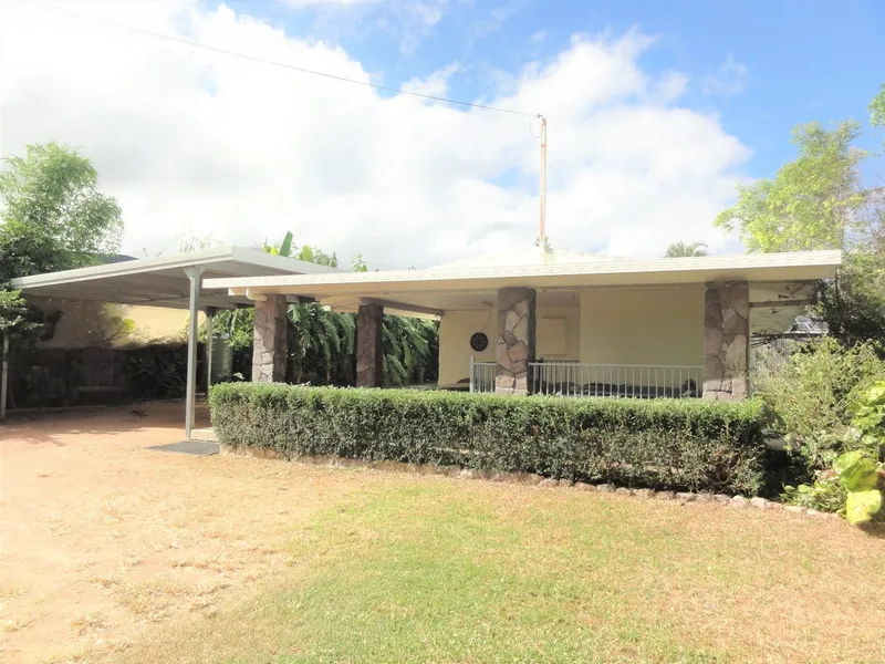 1/4 ACRE GARDENERS PARADISE