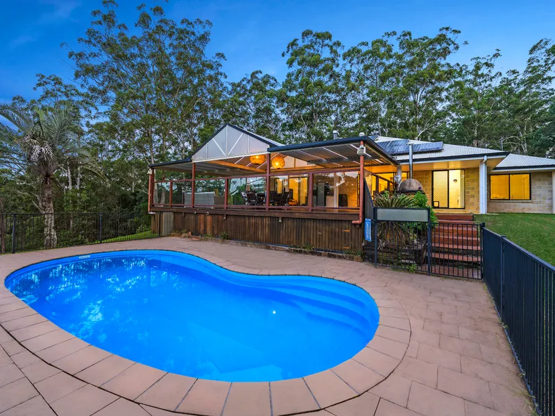 Dual Living, Lifestyle opportunity!