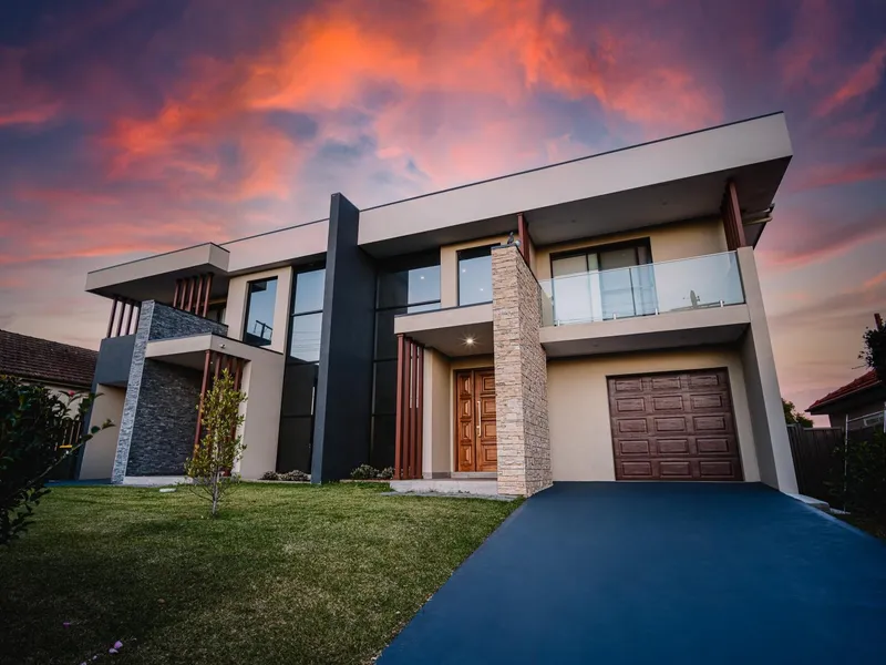 Buying a duplex at the land size of a house