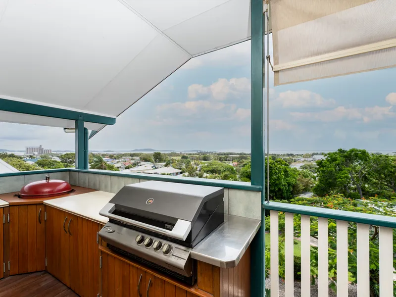 Quality Home with BIG Harbour Views