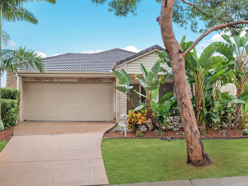 Perfect Family Home, 2 Living Areas in a Desirable location