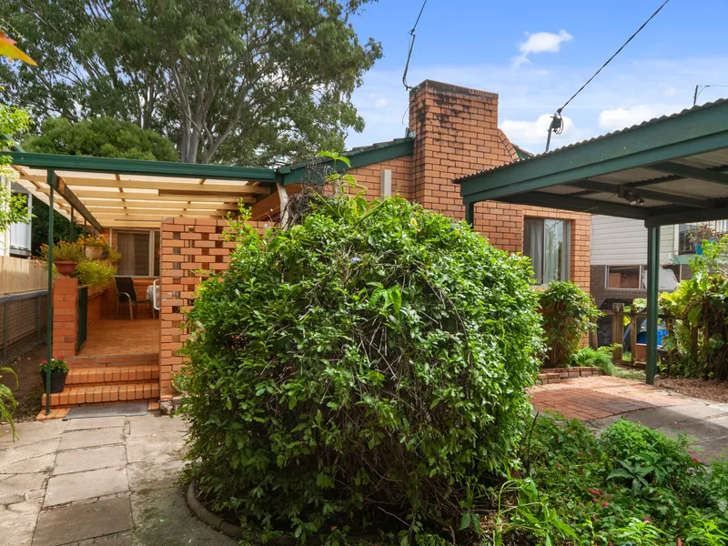 Stones Throw to the City and The Bay