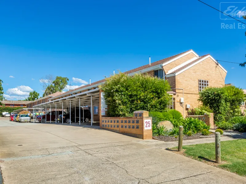 Neat 2 Bedroom Apartment in Great Location