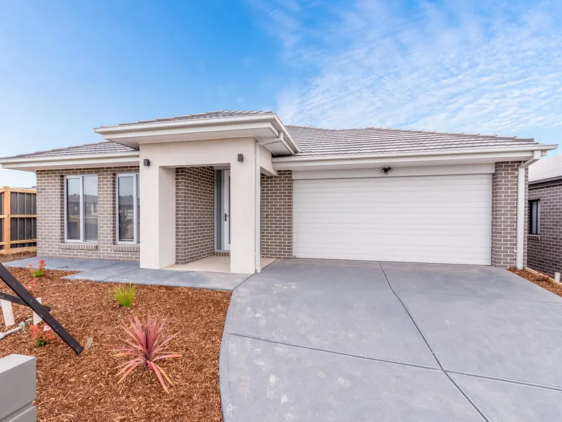 Spacious 4-Bedroom Family Home in Acacia Estate