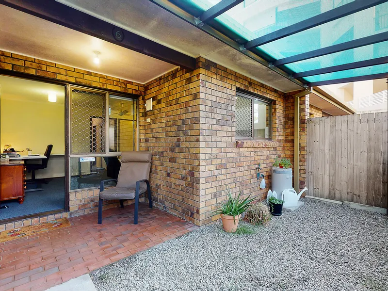 Ground floor unit close to the beach!
