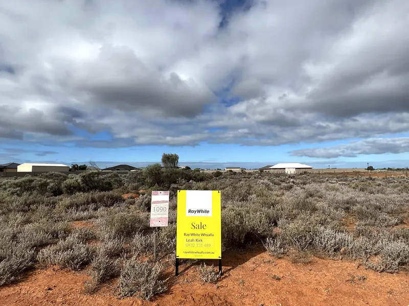 BUILD YOUR DREAM HOME IN A POSITION PERFECT LOCATION