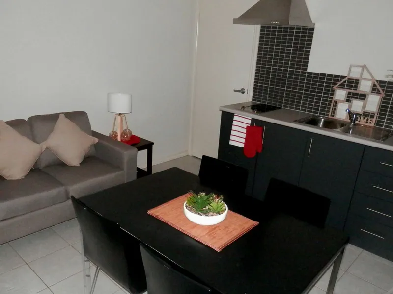 FURNISHED MODERN ONE BEDROOM UNIT WITH POWER AND WATER INCLUDED, CLOSE TO TOWN
