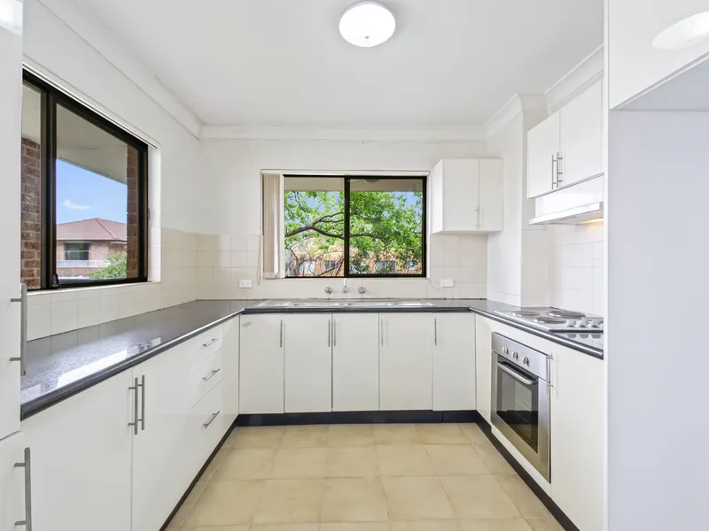 Spacious three bedroom unit