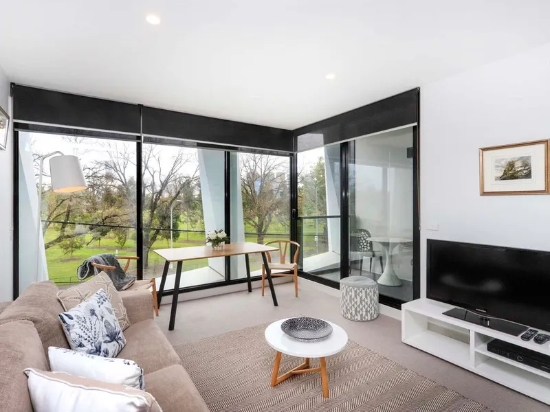 Location, lifestyle and elegance Fully furnished apartment