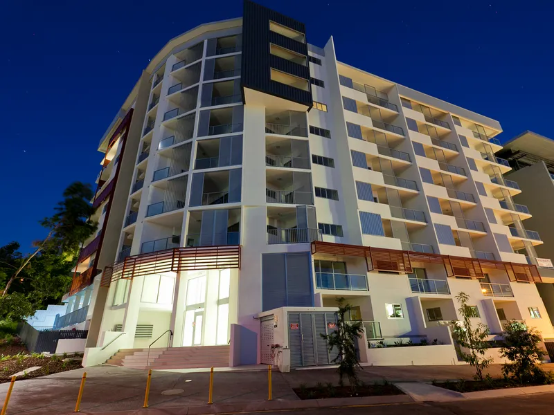 Avail 13th Jan - Huge corner balcony.