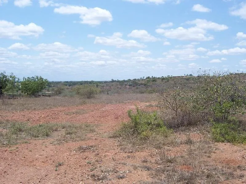 PRIME LOCATION - TOP RESIDENTIAL FREEHOLD LAND - SUBDIVISION POTENTIAL