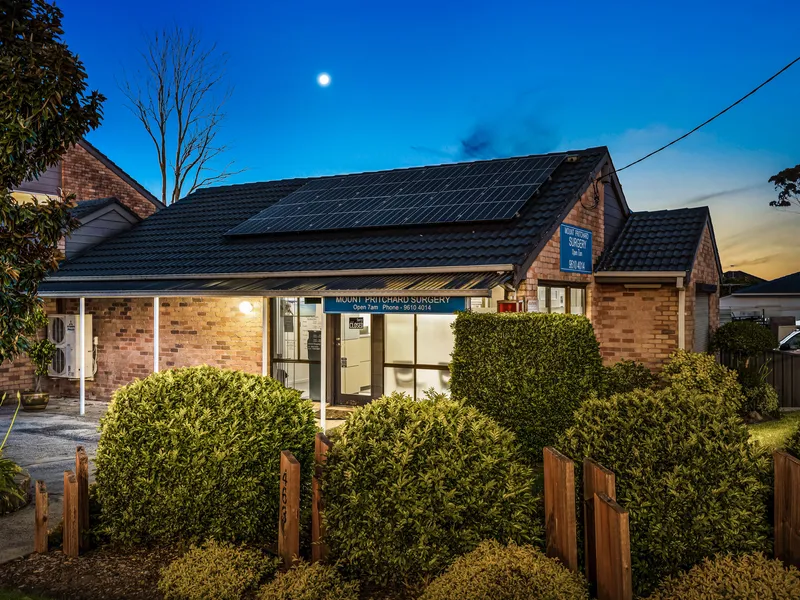 Stunning Home + Professional Rooms