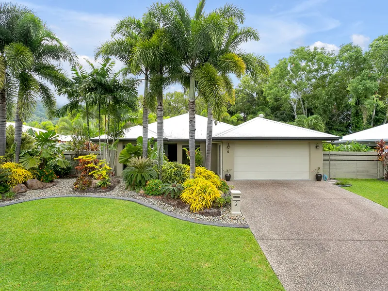 Make this stunning private home your sanctuary, nothing to do but move in. Great lifestyle, only minutes to the tropical sandy beaches $499,000.