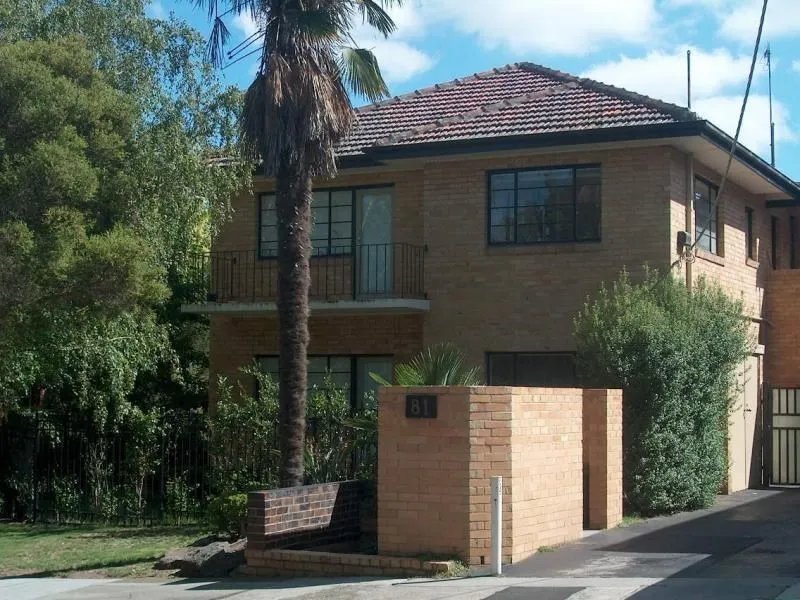 Secure apartment in prime location