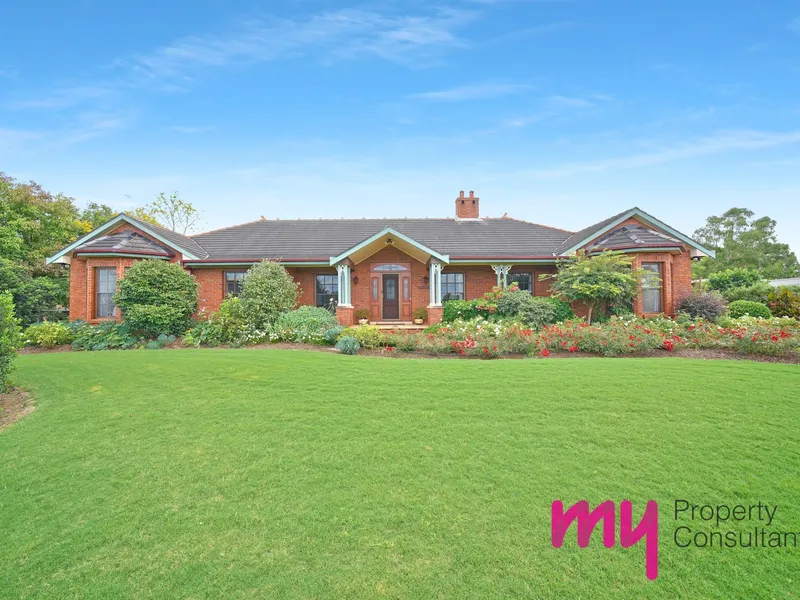 A PERFECT LIFESTYLE PROPERTY TO TREASURE!!