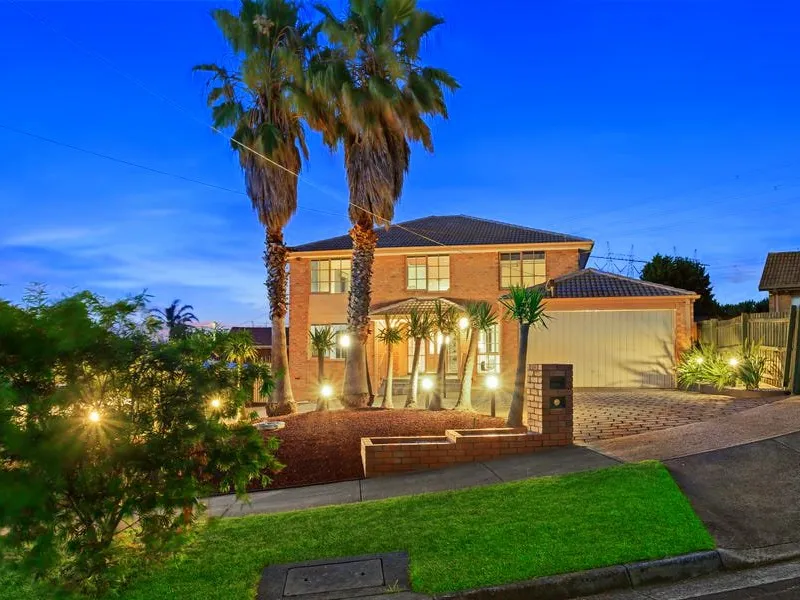 A Magnificent Epping Classic!