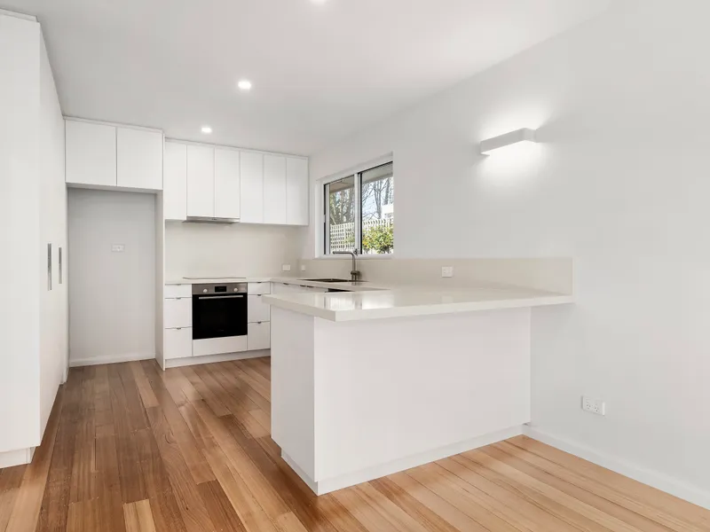 Stunning unit private courtyard