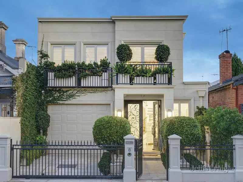 Stylish Three Bedroom Family Living In Desirable South Yarra Location