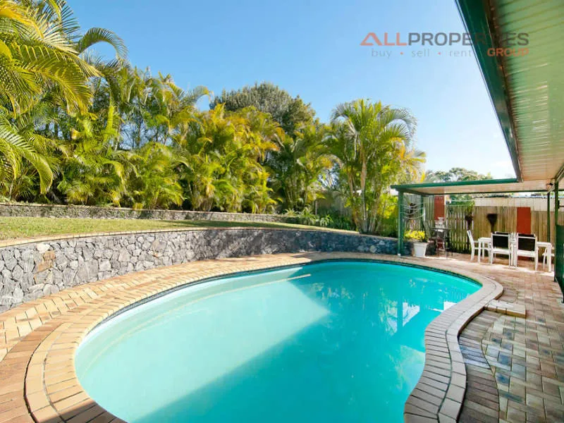 ALL PROPERTIES GROUP RENTALS PRESENTS - | 29 Vansittart Road, Regents Park | -