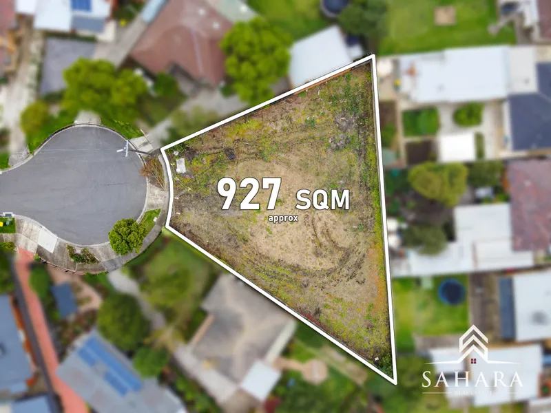 PLANS & PERMITS APPROVED FOR 3 TOWNHOUSES !!!