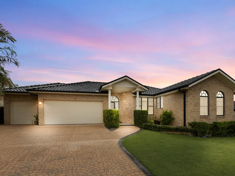 Family Friendly Neighbourhood In Beautiful Beachside Suburb