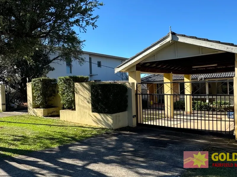 SPACIOUS 4 BEDROOM IN CONDELL PARK